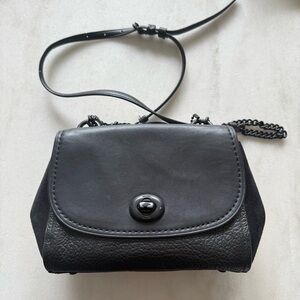 COACH Faye Crossbody Purse Bag All Black Pebbled Leather Flap F1880-F22349